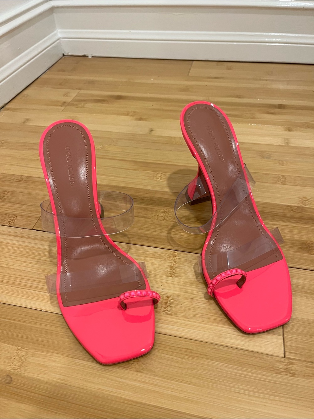 Amina muaddi Sami slide